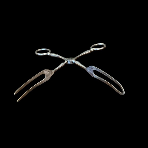 Antique Silver Plated Serving Tongs - Picture 5 of 7